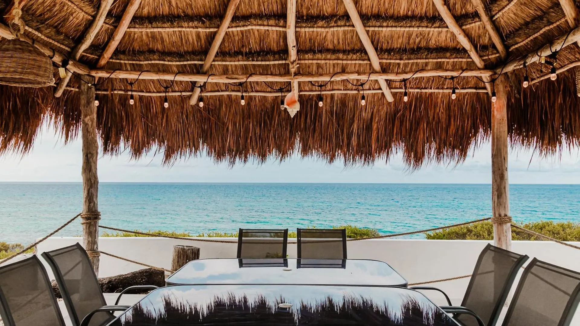 Casa Marina Ocean Front Isla Mujeres Villa